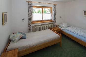 Schlafzimmer 2